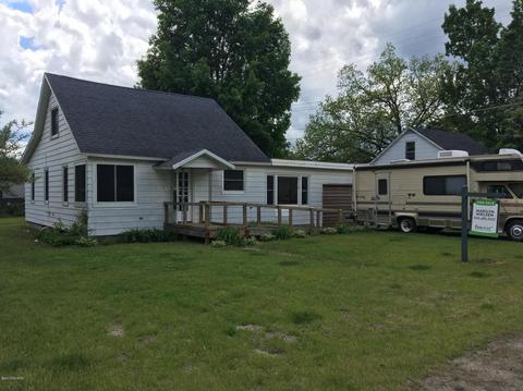 1036 Swain St, White Cloud, MI 49349 photo 32