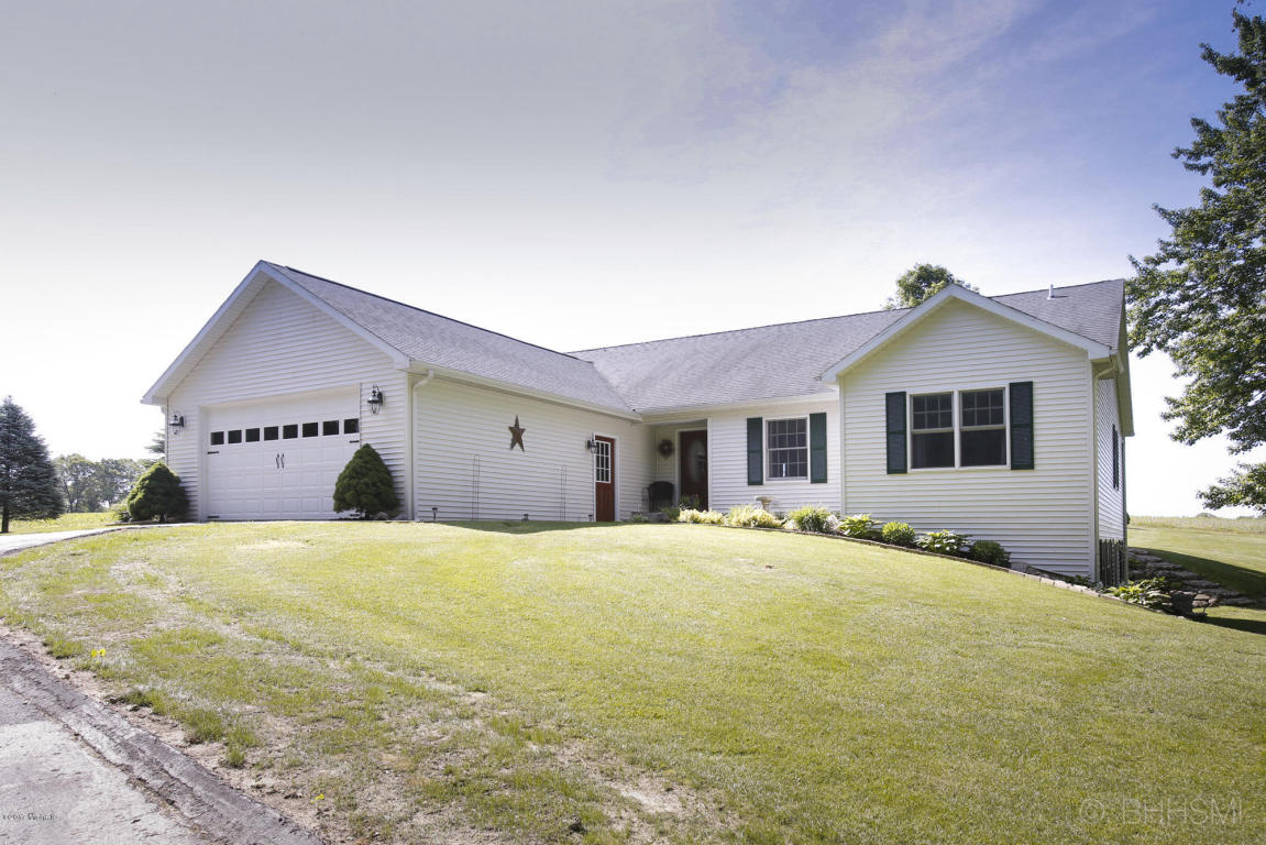 10320 E Q Ave, Scotts, MI 49088 photo 1