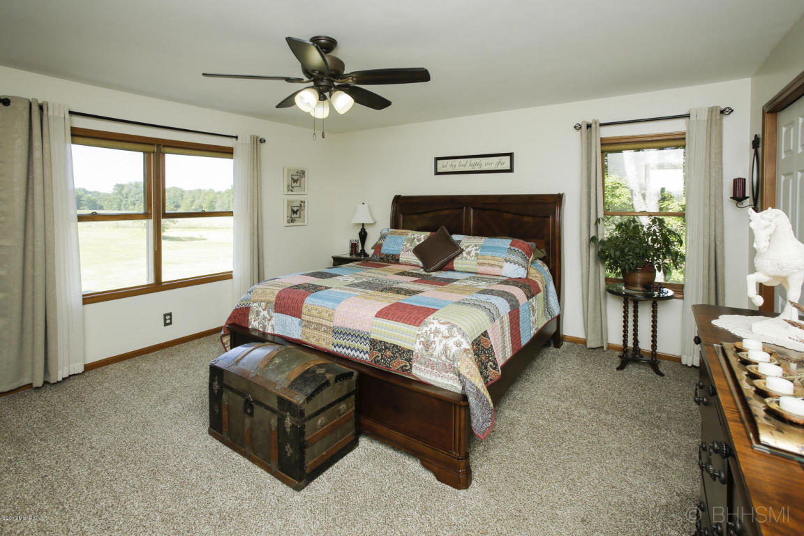 10320 E Q Ave, Scotts, MI 49088 photo 12