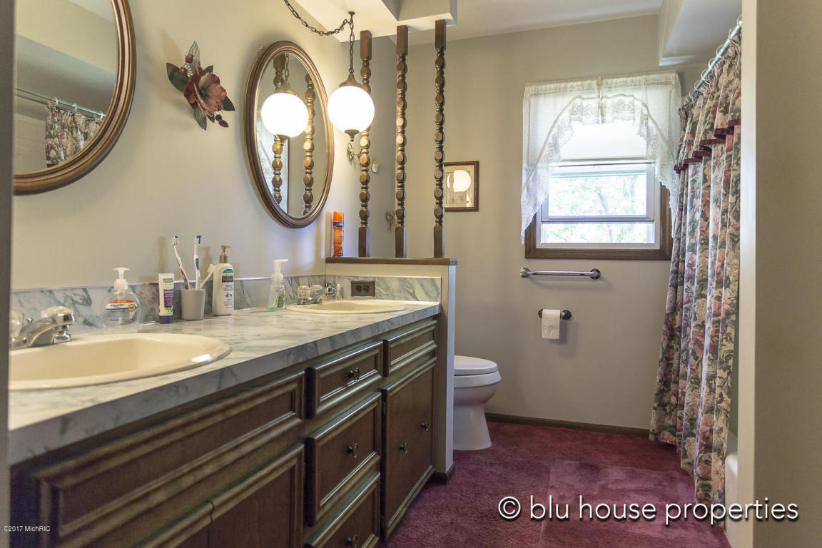 3003 Bauer Rd, Jenison, MI 49428 photo 12