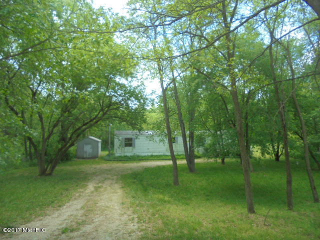 3982 E Bricker Rd, Fenwick, MI 48834 photo 1