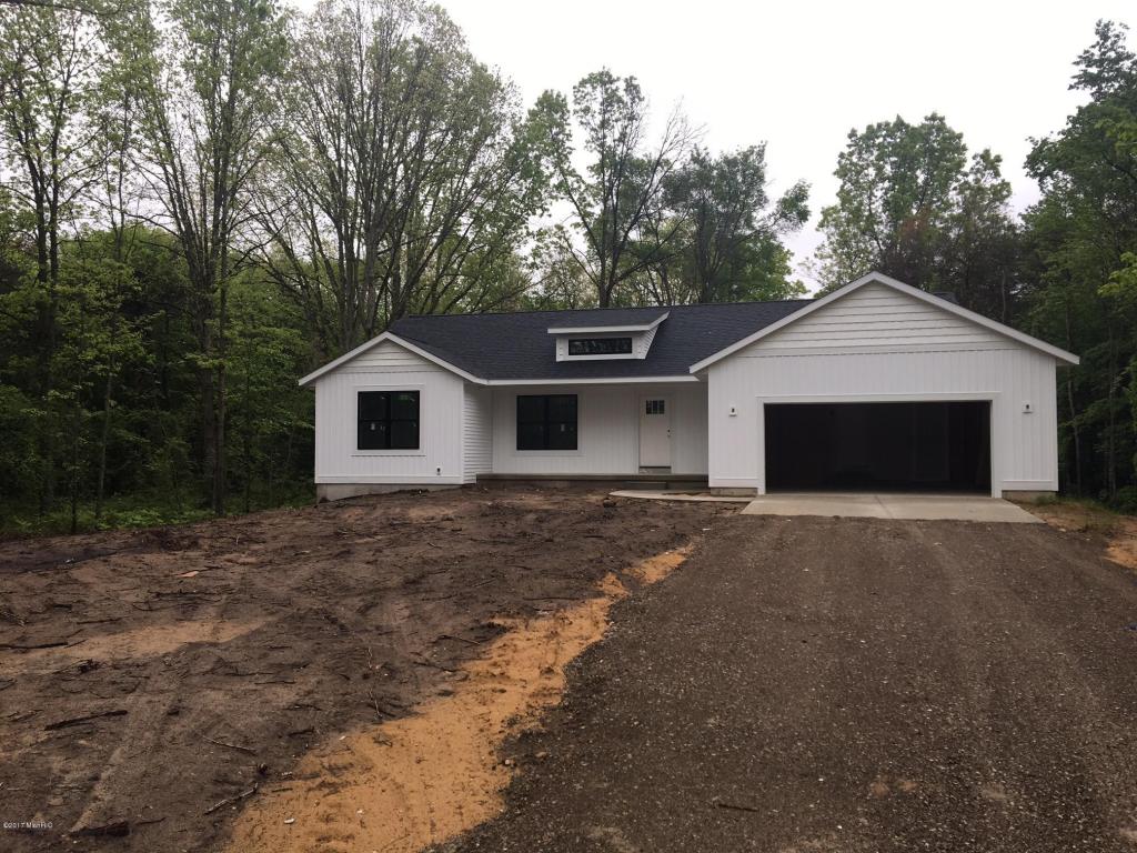 2417 140th Ave, Dorr, MI 49323 photo 1