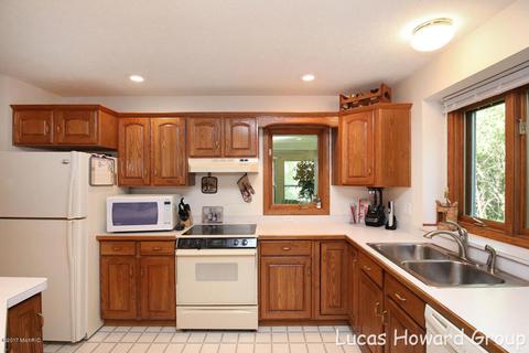 12330 S Grange Rd, Eagle, MI 48822 photo 10
