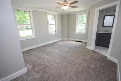 515 Walnut, Three Rivers, MI 49093 photo 2