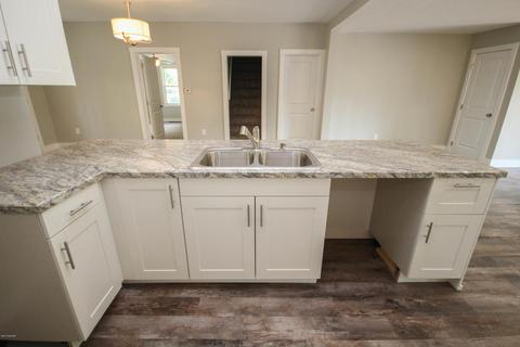 515 Walnut, Three Rivers, MI 49093 photo 14