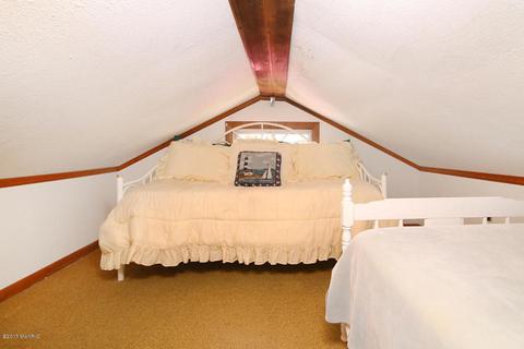 1670 S Colonel Point Dr, Crystal, MI 48818 photo 17