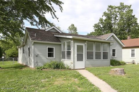 208 E First St, Galien, MI 49113 photo 1