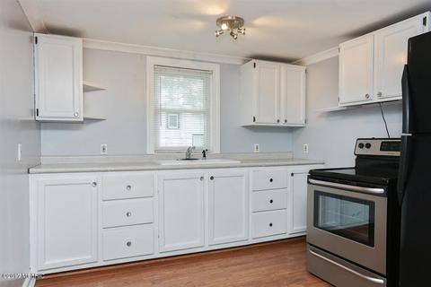 208 E First St, Galien, MI 49113 photo 3