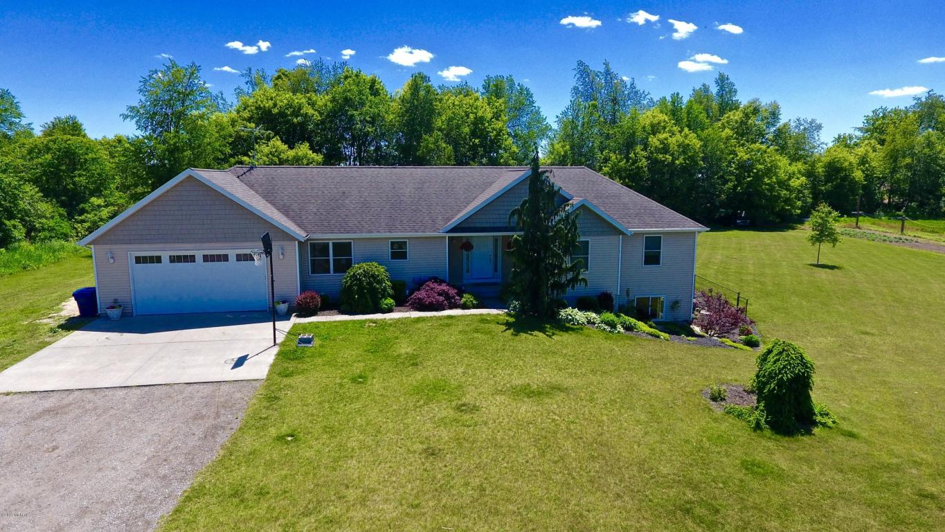 4001 Belding Rd, Belding, MI 48809 photo 1