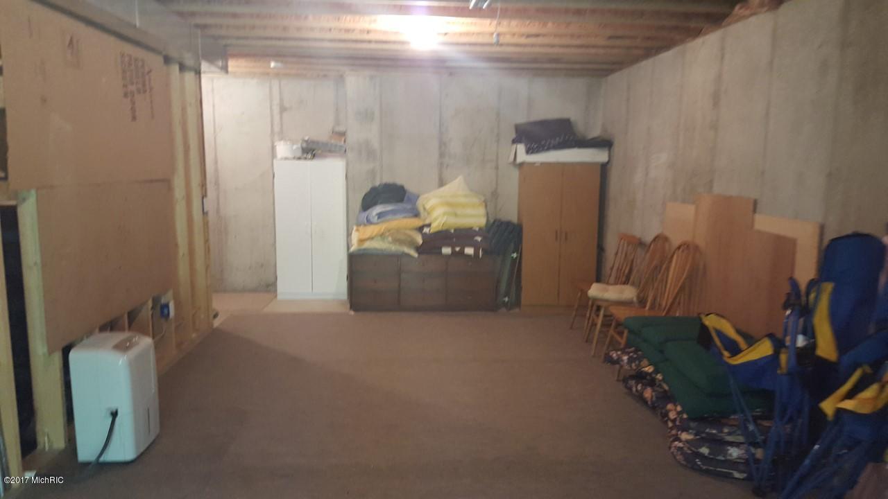 9054 S Truman, Baldwin, MI 49304 photo 22