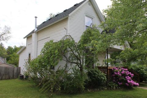 811 Morton Ave, Belding, MI 48809 photo 19
