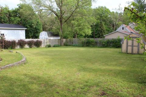 811 Morton Ave, Belding, MI 48809 photo 4