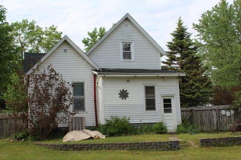 811 Morton Ave, Belding, MI 48809 photo 23