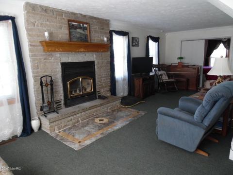 57501 Penn Rd, Cassopolis, MI 49031 photo 5