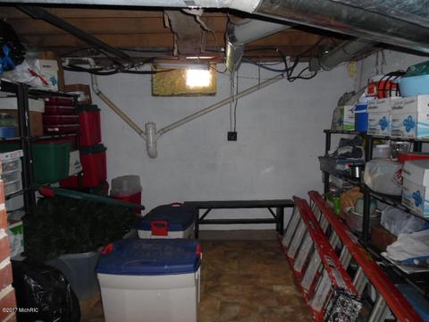 57501 Penn Rd, Cassopolis, MI 49031 photo 22