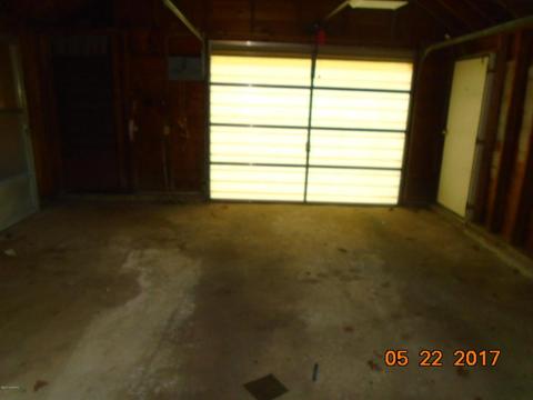 208 Brigham St, Plainwell, MI 49080 photo 14