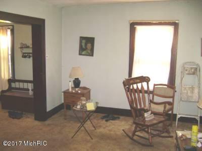 564 Cherry St, Niles, MI 49120 photo 5