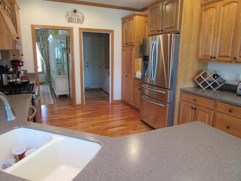 536 Riverwalk, Mason, MI 48854 photo 7