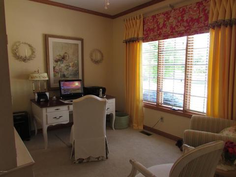 536 Riverwalk, Mason, MI 48854 photo 6