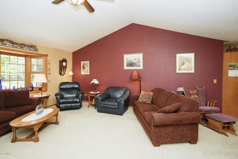 118 Doster Rd, Plainwell, MI 49080 photo 5