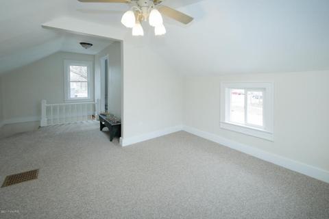 511 Gladys St, Plainwell, MI 49080 photo 18