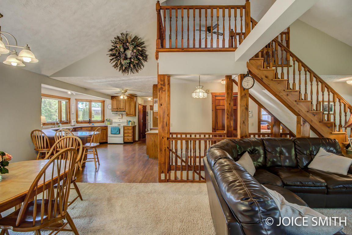 11259 Ware Rd, Lowell, MI 49331 photo 4