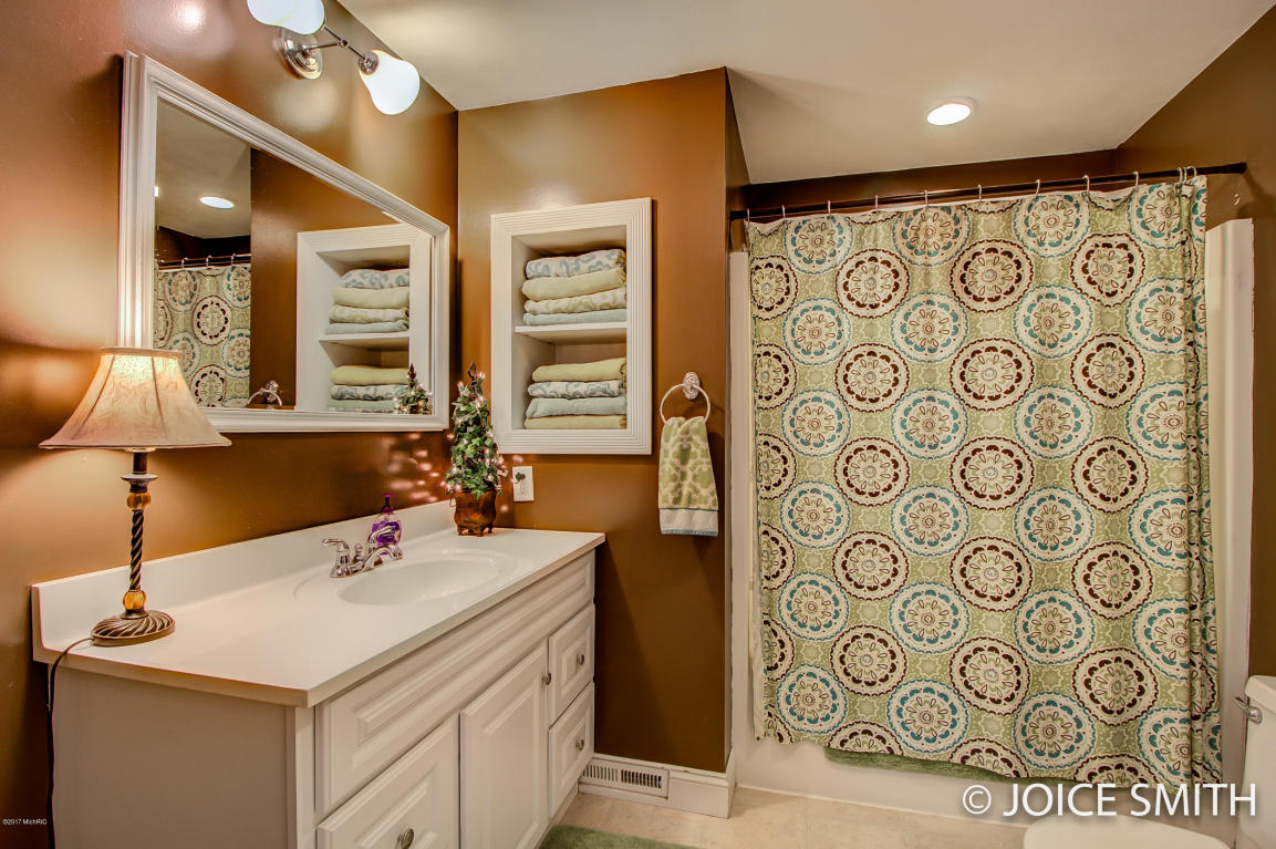11259 Ware Rd, Lowell, MI 49331 photo 20