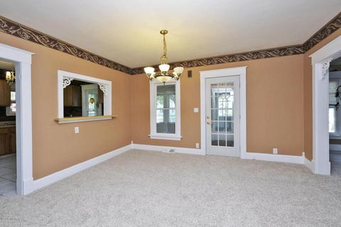 205 E Vienna St, Schoolcraft, MI 49087 photo 5
