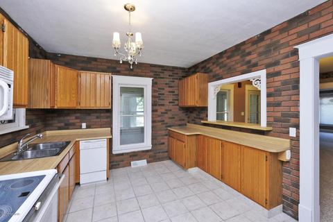 205 E Vienna St, Schoolcraft, MI 49087 photo 15