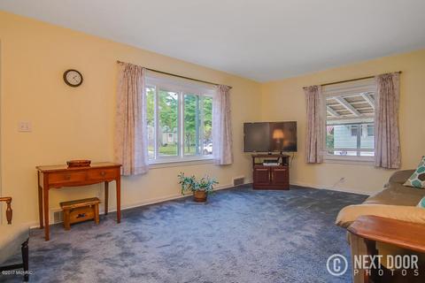 320 E Pine St, Fremont, MI 49412 photo 18
