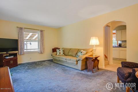 320 E Pine St, Fremont, MI 49412 photo 17