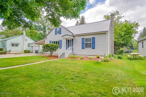 320 E Pine St, Fremont, MI 49412 photo 3
