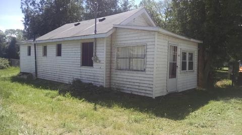 328 Hill St, Crystal, MI 48818 photo 1