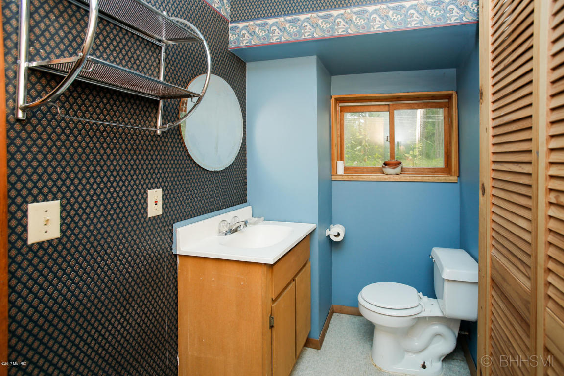 16827 E De Ave, Augusta, MI 49012 photo 25