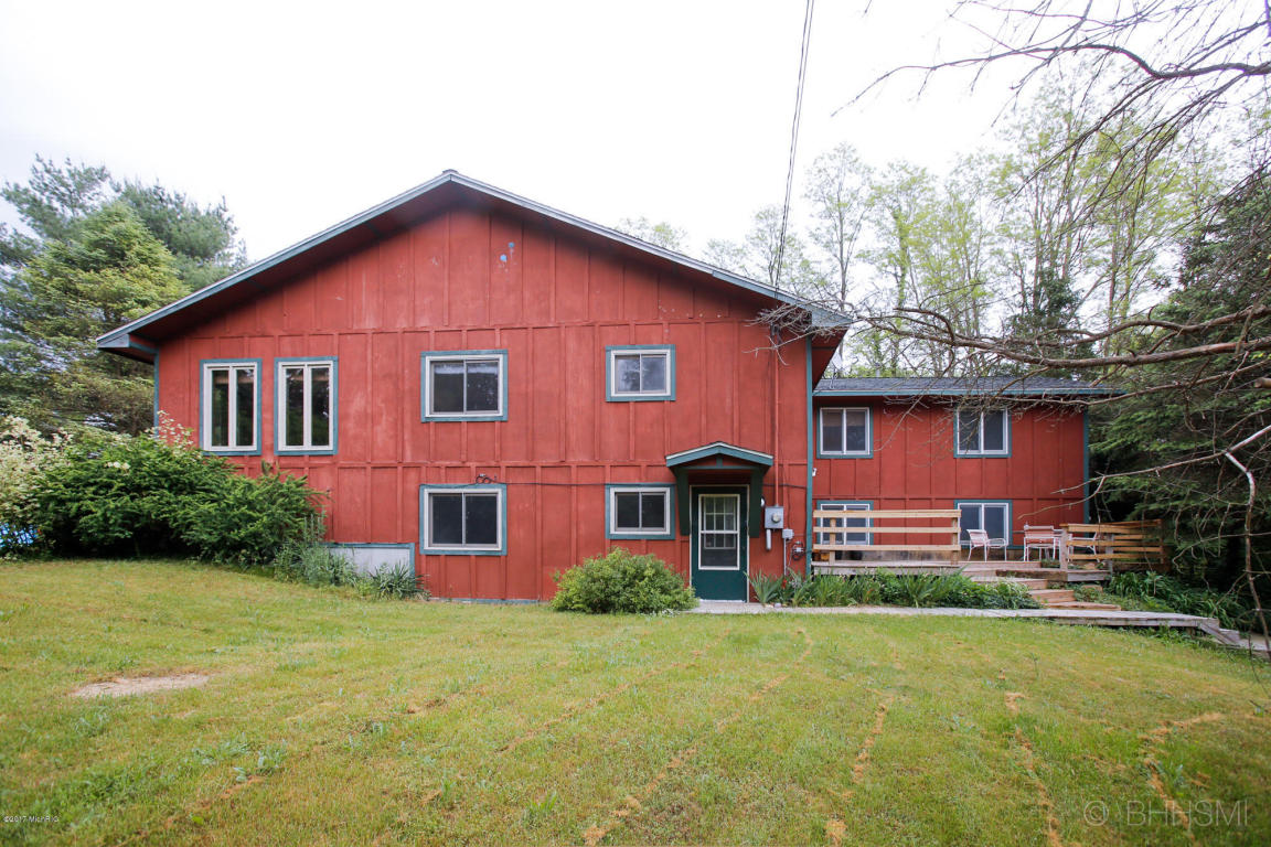 16827 E De Ave, Augusta, MI 49012 photo 2