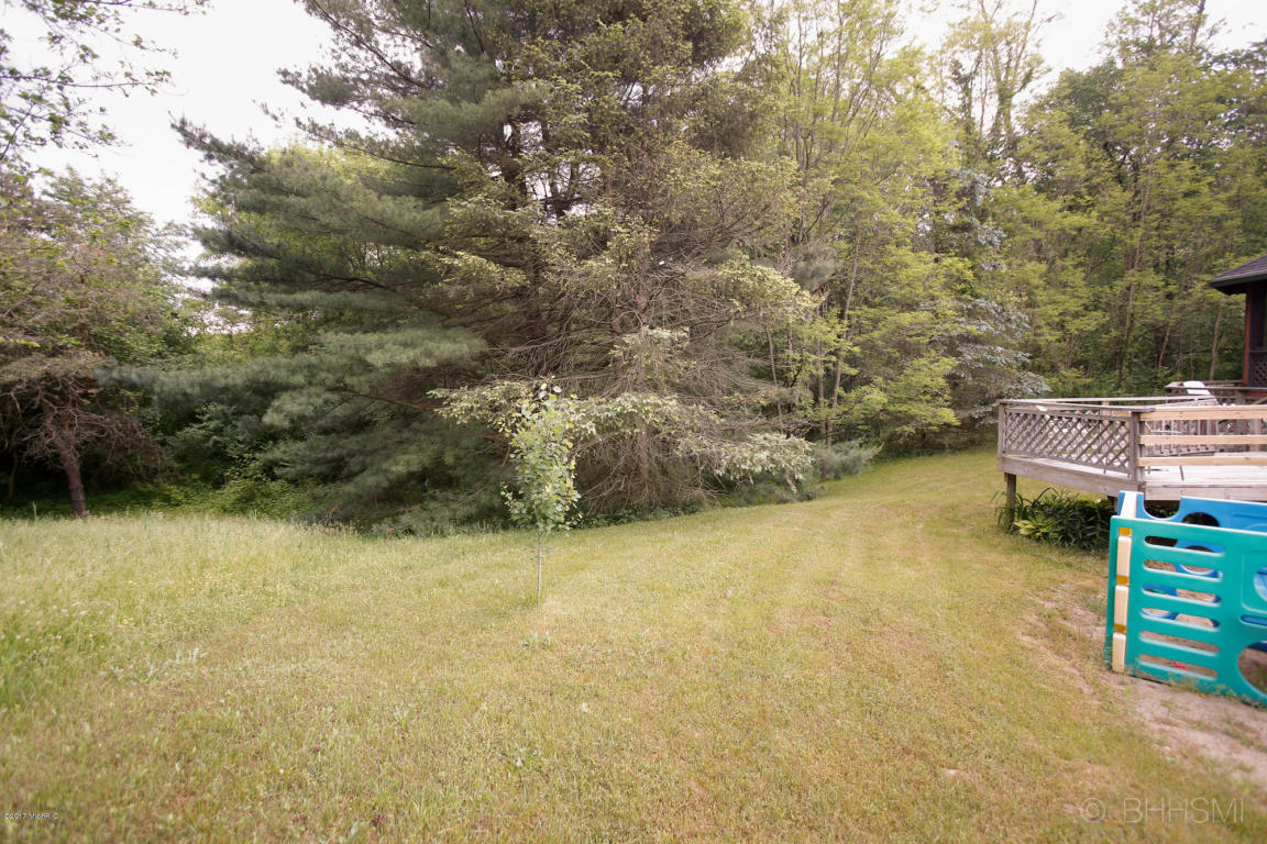 16827 E De Ave, Augusta, MI 49012 photo 27