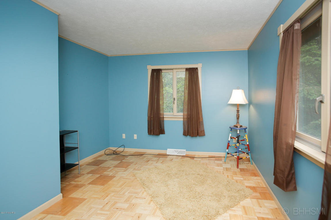16827 E De Ave, Augusta, MI 49012 photo 16