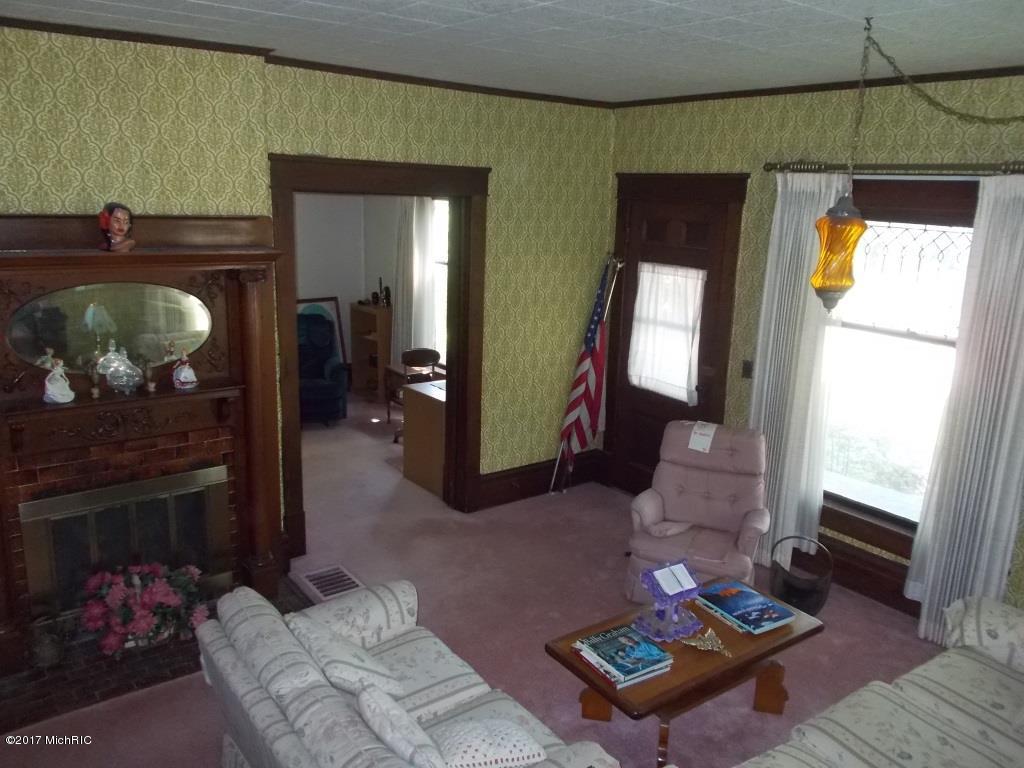 116 W Cherry St, Reading, MI 49274 photo 8