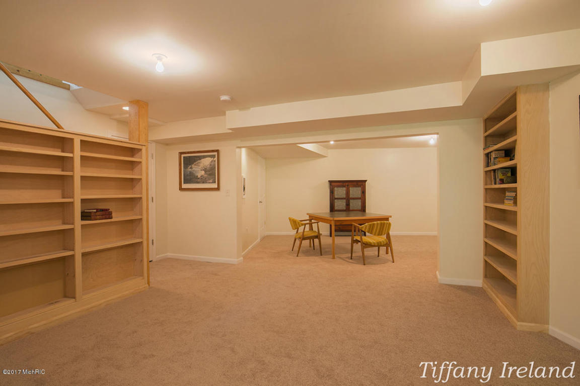 112 Deer Run Dr NE, Ada, MI 49301 photo 37