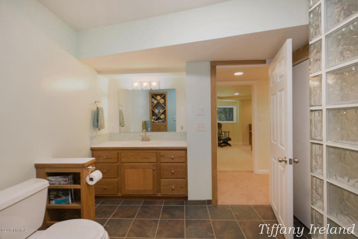 112 Deer Run Dr NE, Ada, MI 49301 photo 28