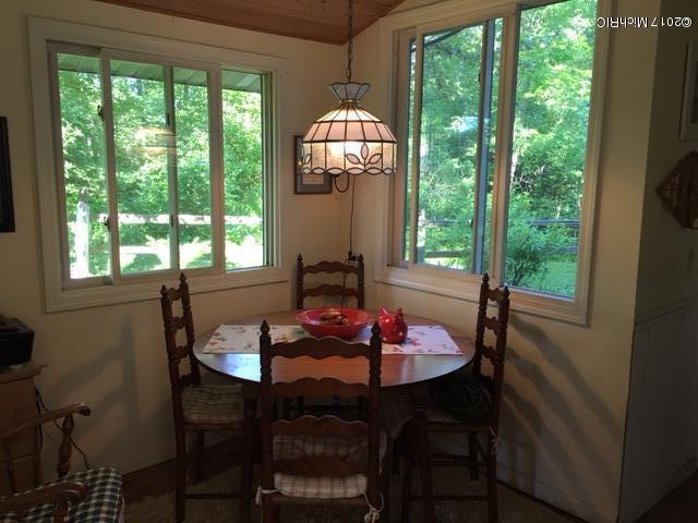 559 Richard Dr, Crystal, MI 48818 photo 7