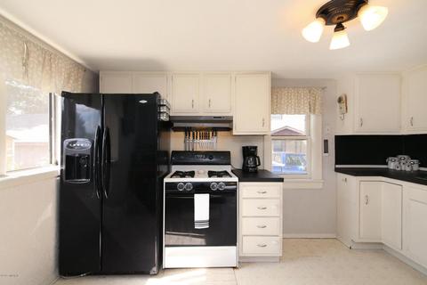 191 Maple St, Sparta, MI 49345 photo 13
