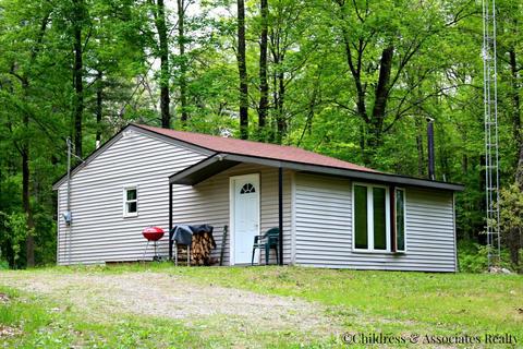 8413 E Baseline Rd, White Cloud, MI 49349 photo 1
