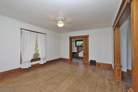 1001 5th St, Plainwell, MI 49080 photo 6