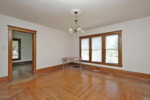 1001 5th St, Plainwell, MI 49080 photo 10