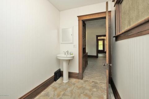 1001 5th St, Plainwell, MI 49080 photo 18