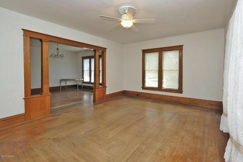 1001 5th St, Plainwell, MI 49080 photo 8