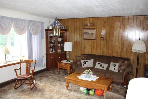 4019 E Riv, Buchanan, MI 49107 photo 5