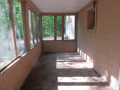 2634 N Wisner, White Cloud, MI 49349 photo 6