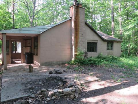 2634 N Wisner, White Cloud, MI 49349 photo 5
